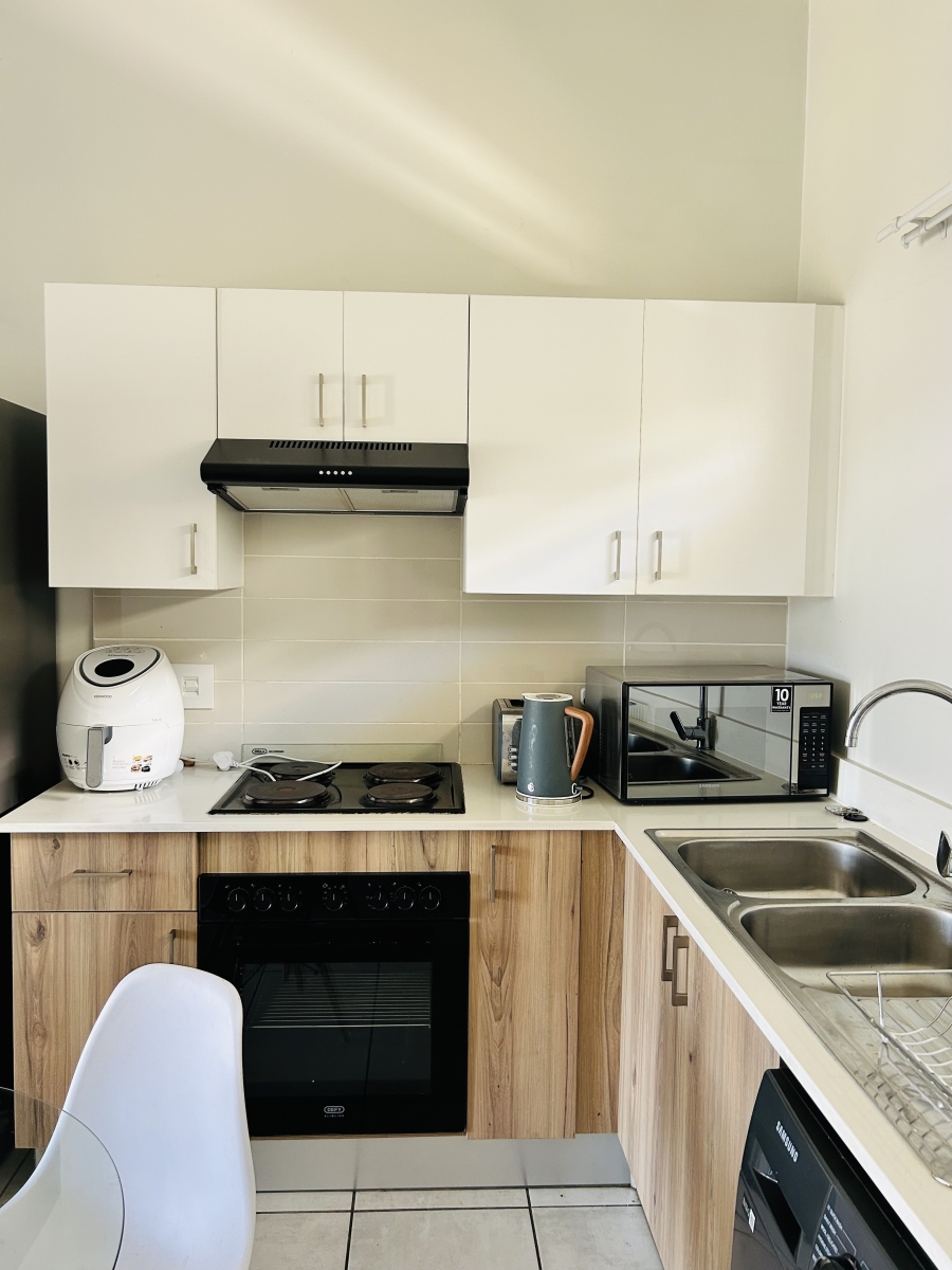 To Let 2 Bedroom Property for Rent in Witfield Gauteng