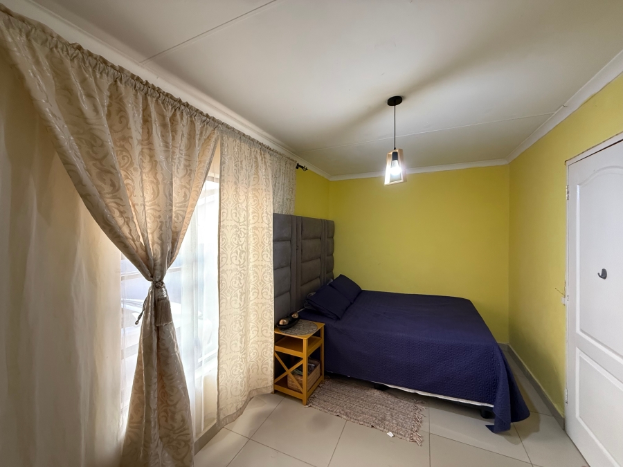 3 Bedroom Property for Sale in Regents Park Gauteng
