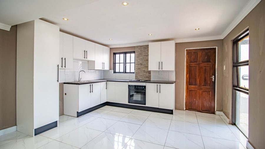 3 Bedroom Property for Sale in Regents Park Gauteng