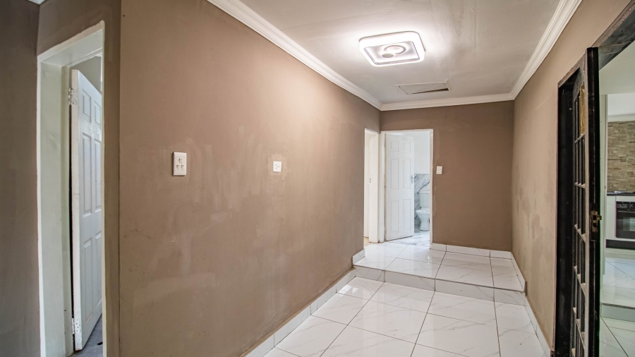 3 Bedroom Property for Sale in Regents Park Gauteng