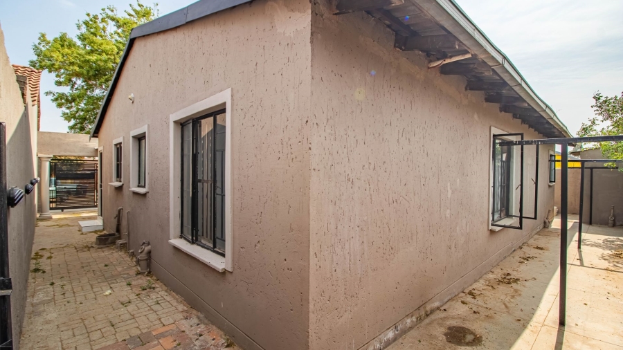 3 Bedroom Property for Sale in Regents Park Gauteng