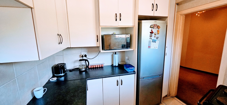 2 Bedroom Property for Sale in Three Rivers Proper Gauteng