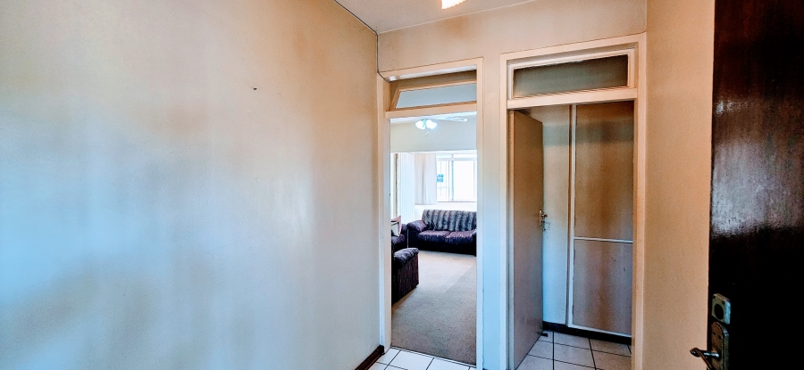 2 Bedroom Property for Sale in Three Rivers Proper Gauteng