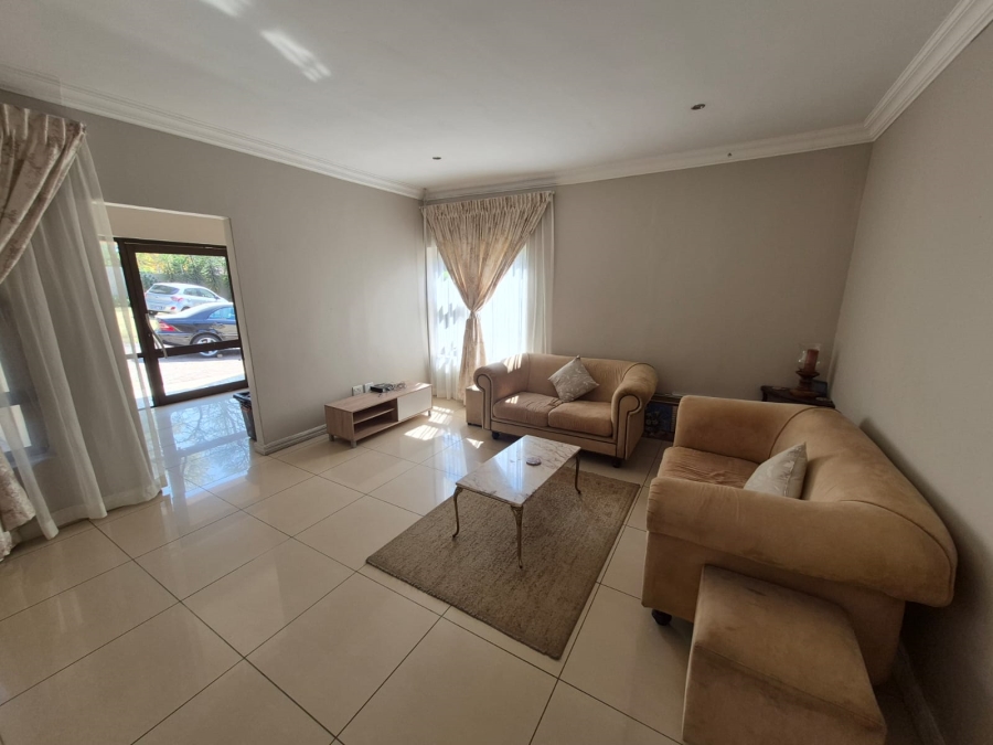 To Let 4 Bedroom Property for Rent in Lynnwood Manor Gauteng