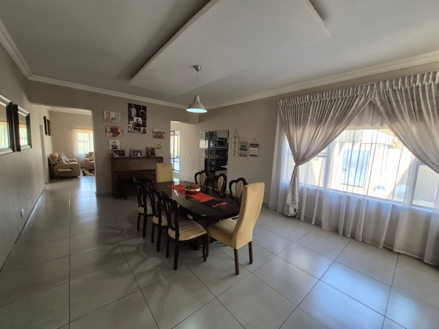 To Let 4 Bedroom Property for Rent in Lynnwood Manor Gauteng