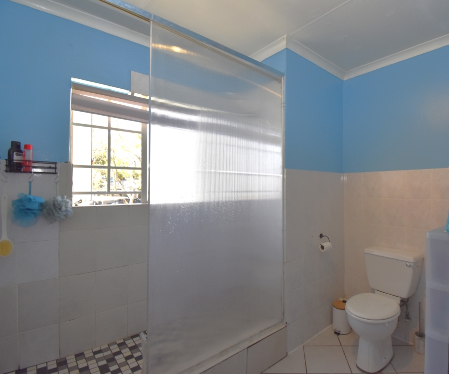 2 Bedroom Property for Sale in Boskruin Gauteng