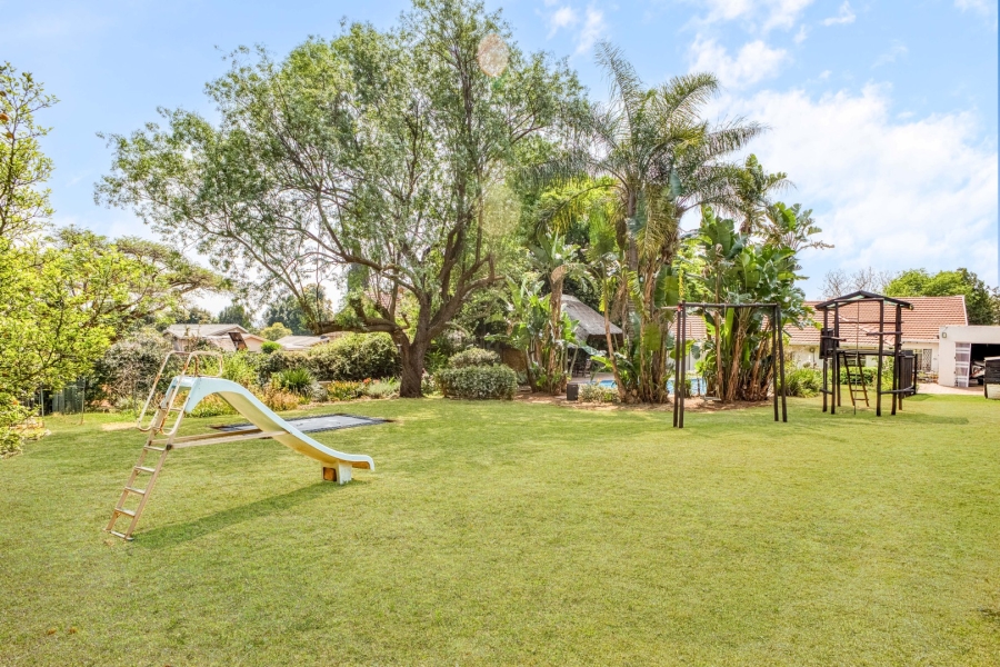 4 Bedroom Property for Sale in Linden Gauteng