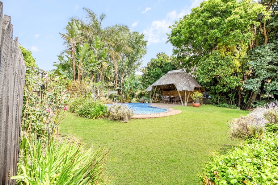 4 Bedroom Property for Sale in Linden Gauteng