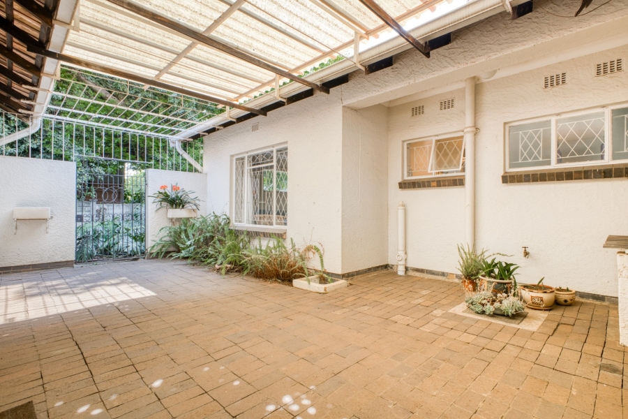 4 Bedroom Property for Sale in Linden Gauteng