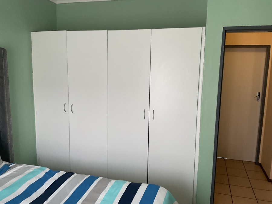 2 Bedroom Property for Sale in Amberfield Gauteng