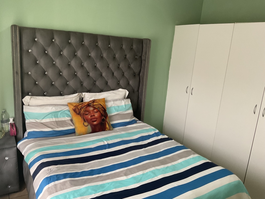 2 Bedroom Property for Sale in Amberfield Gauteng