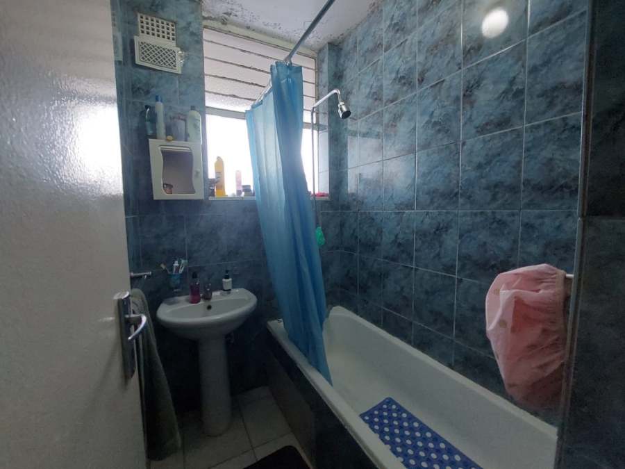 2 Bedroom Property for Sale in Kew Gauteng