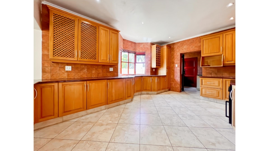 3 Bedroom Property for Sale in Lonehill Gauteng