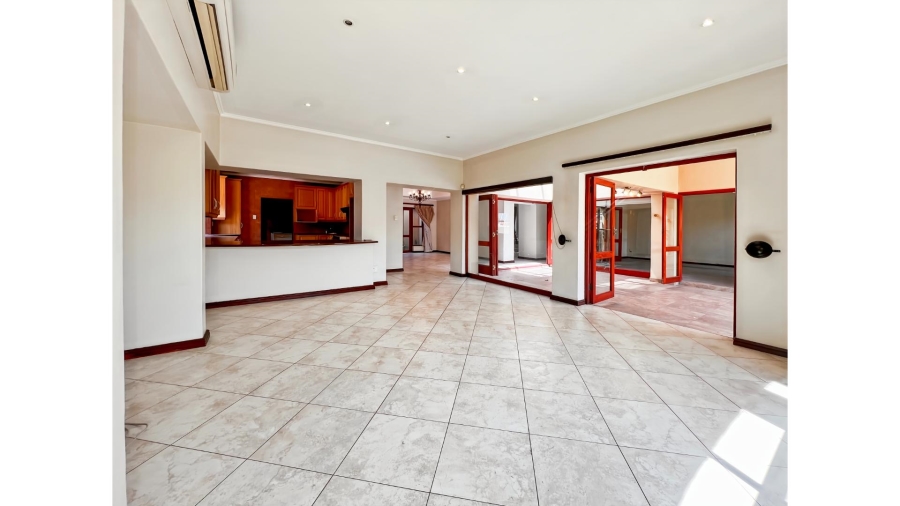 3 Bedroom Property for Sale in Lonehill Gauteng