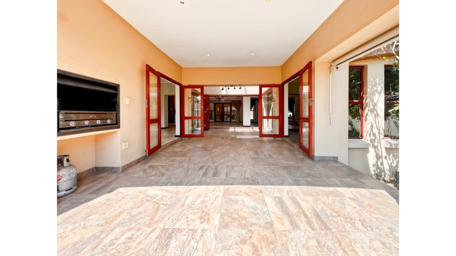 3 Bedroom Property for Sale in Lonehill Gauteng