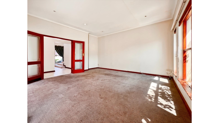 3 Bedroom Property for Sale in Lonehill Gauteng
