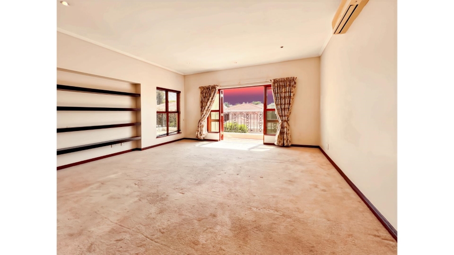 3 Bedroom Property for Sale in Lonehill Gauteng