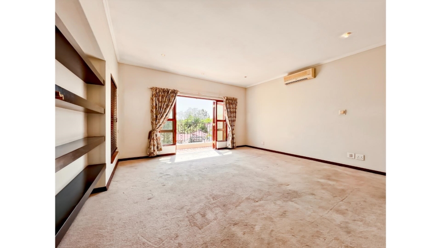 3 Bedroom Property for Sale in Lonehill Gauteng