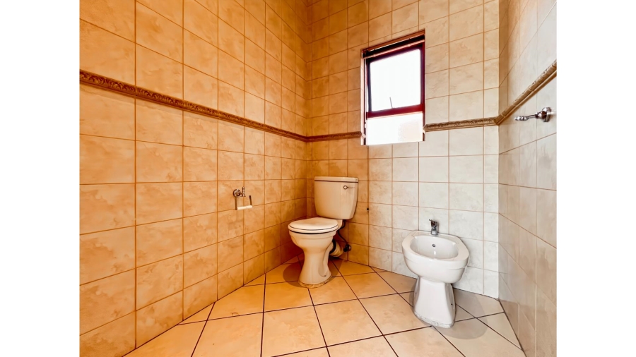 3 Bedroom Property for Sale in Lonehill Gauteng