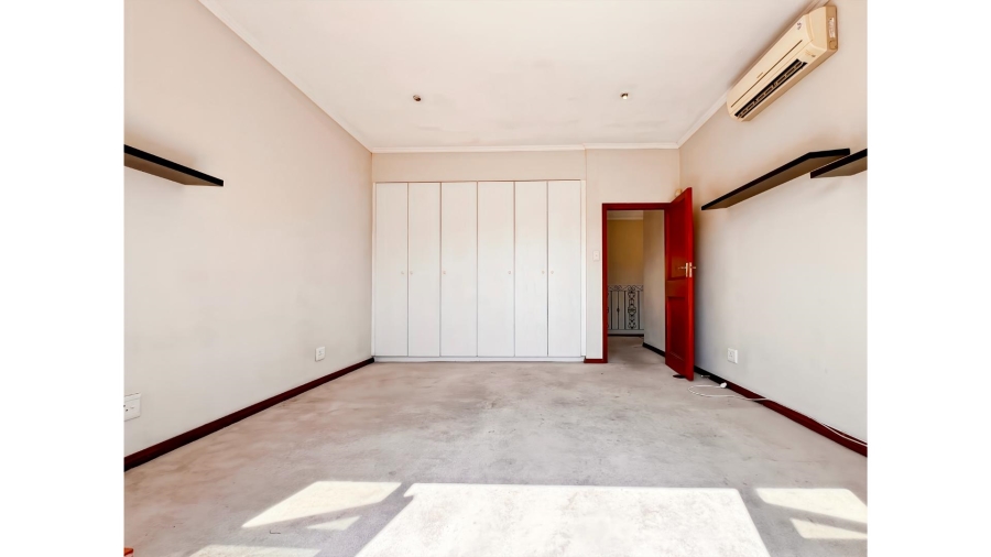 3 Bedroom Property for Sale in Lonehill Gauteng