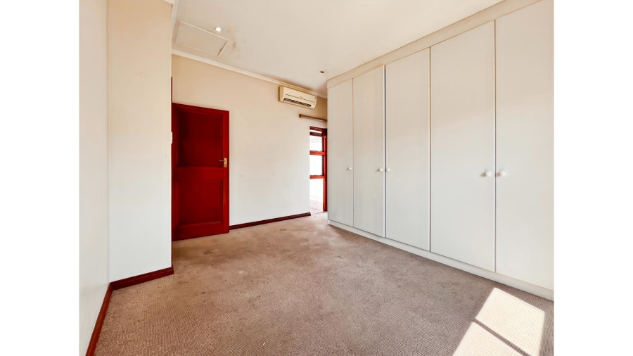 3 Bedroom Property for Sale in Lonehill Gauteng