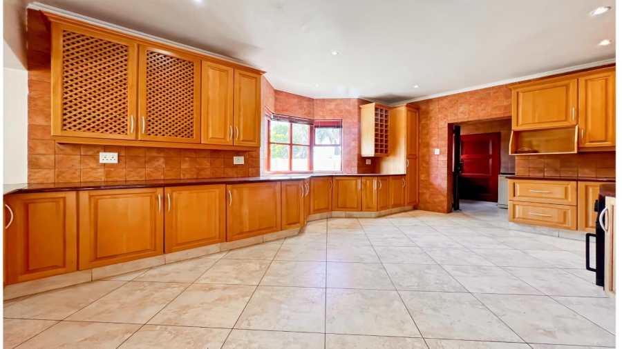 3 Bedroom Property for Sale in Lonehill Gauteng