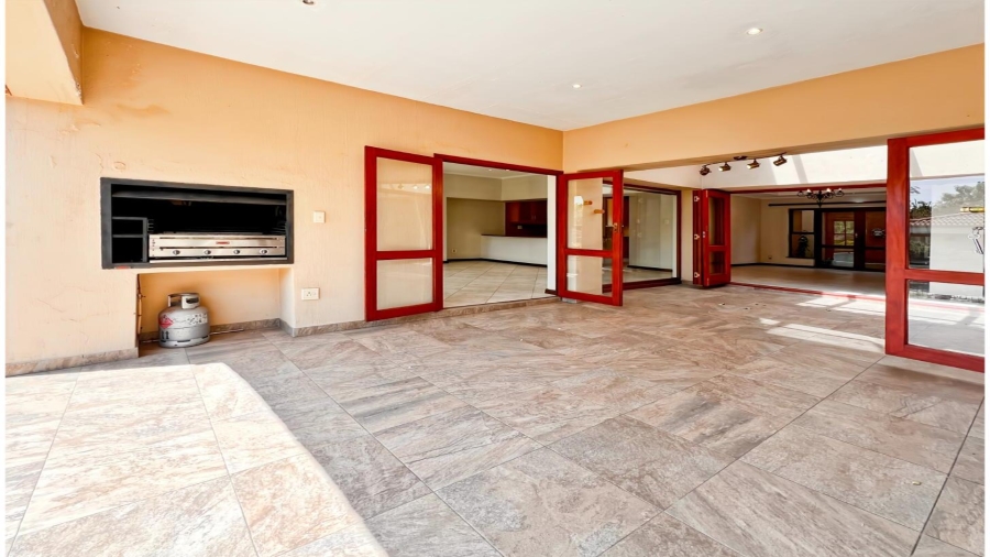 3 Bedroom Property for Sale in Lonehill Gauteng