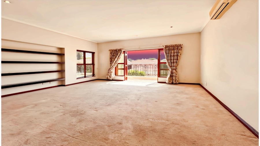 3 Bedroom Property for Sale in Lonehill Gauteng