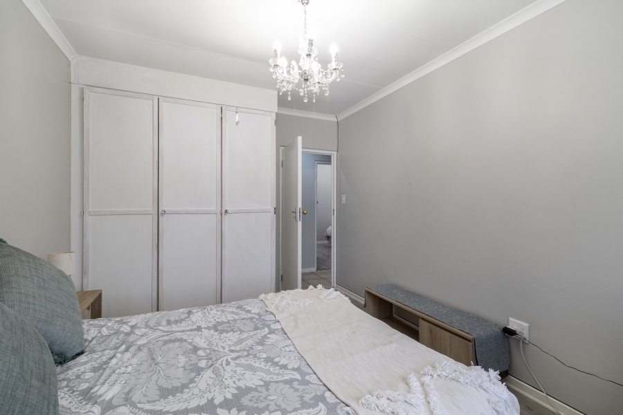 3 Bedroom Property for Sale in Faerie Glen Gauteng