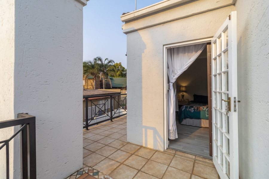 3 Bedroom Property for Sale in Faerie Glen Gauteng