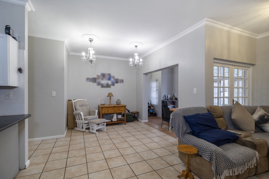 3 Bedroom Property for Sale in Faerie Glen Gauteng