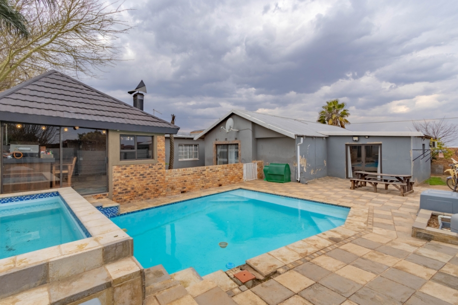 3 Bedroom Property for Sale in Gerdview Gauteng
