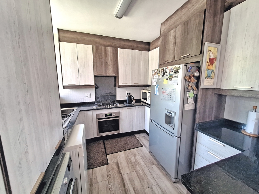 2 Bedroom Property for Sale in Blackheath Gauteng