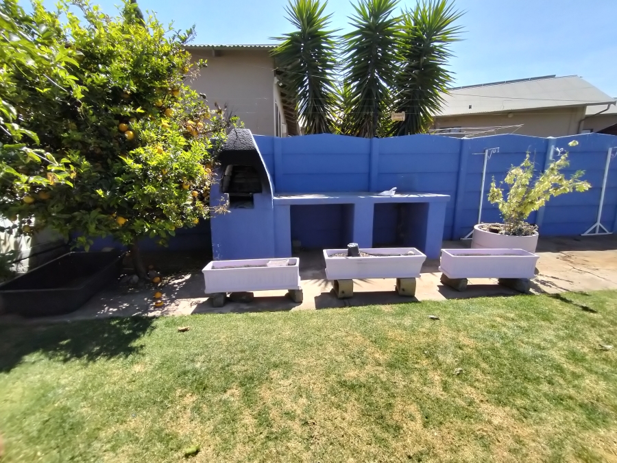 3 Bedroom Property for Sale in Discovery Gauteng