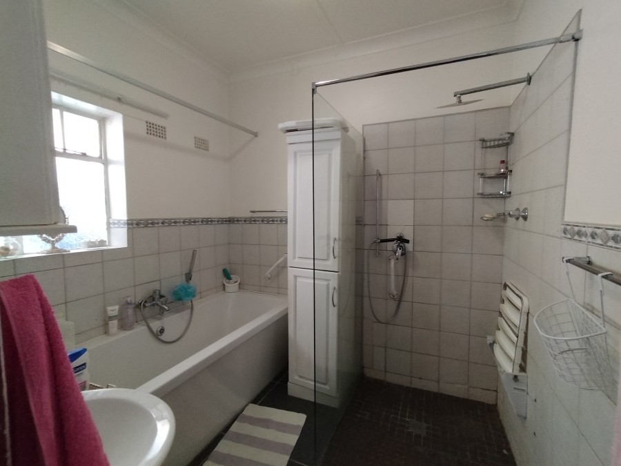 3 Bedroom Property for Sale in Discovery Gauteng