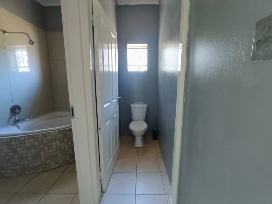 3 Bedroom Property for Sale in Greenhills Gauteng