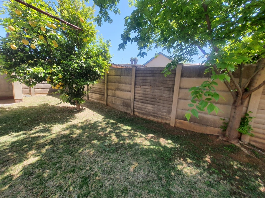 3 Bedroom Property for Sale in Vanderbijlpark SE 2 Gauteng
