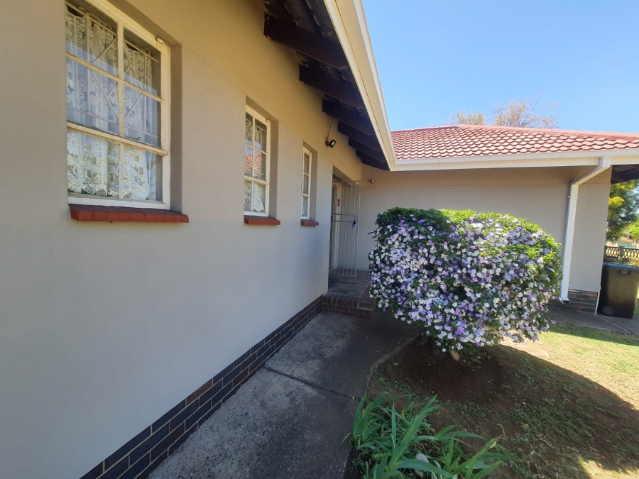 3 Bedroom Property for Sale in Vanderbijlpark SE 2 Gauteng