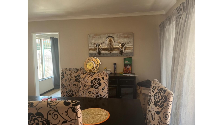 4 Bedroom Property for Sale in Vorna Valley Gauteng