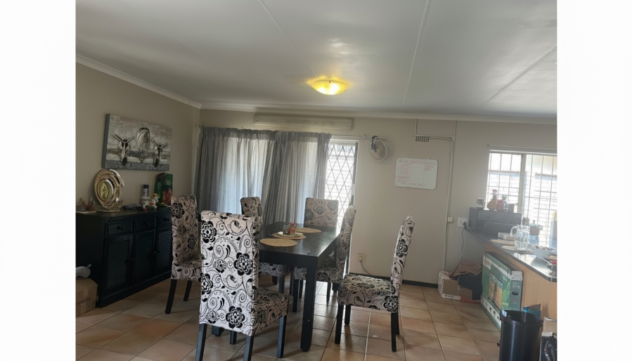 4 Bedroom Property for Sale in Vorna Valley Gauteng