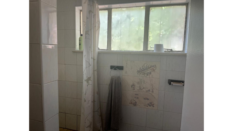 4 Bedroom Property for Sale in Vorna Valley Gauteng