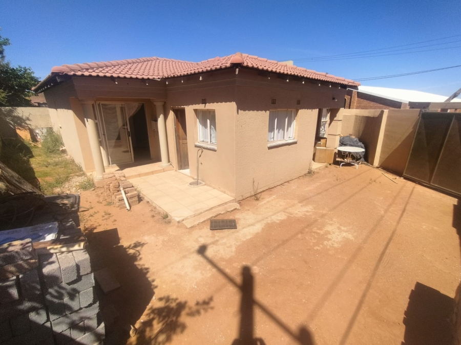3 Bedroom Property for Sale in Kagiso Gauteng