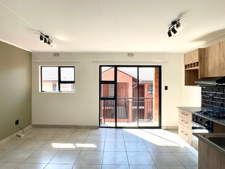 To Let 2 Bedroom Property for Rent in Orlando Gauteng
