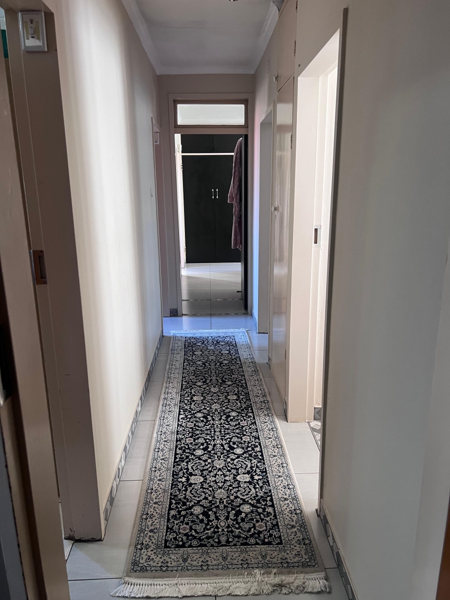 3 Bedroom Property for Sale in Brackendowns Gauteng