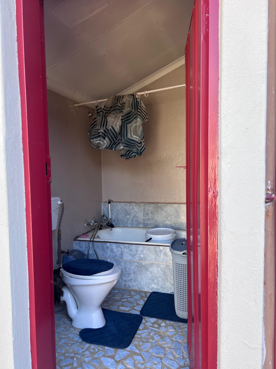 3 Bedroom Property for Sale in Brackendowns Gauteng
