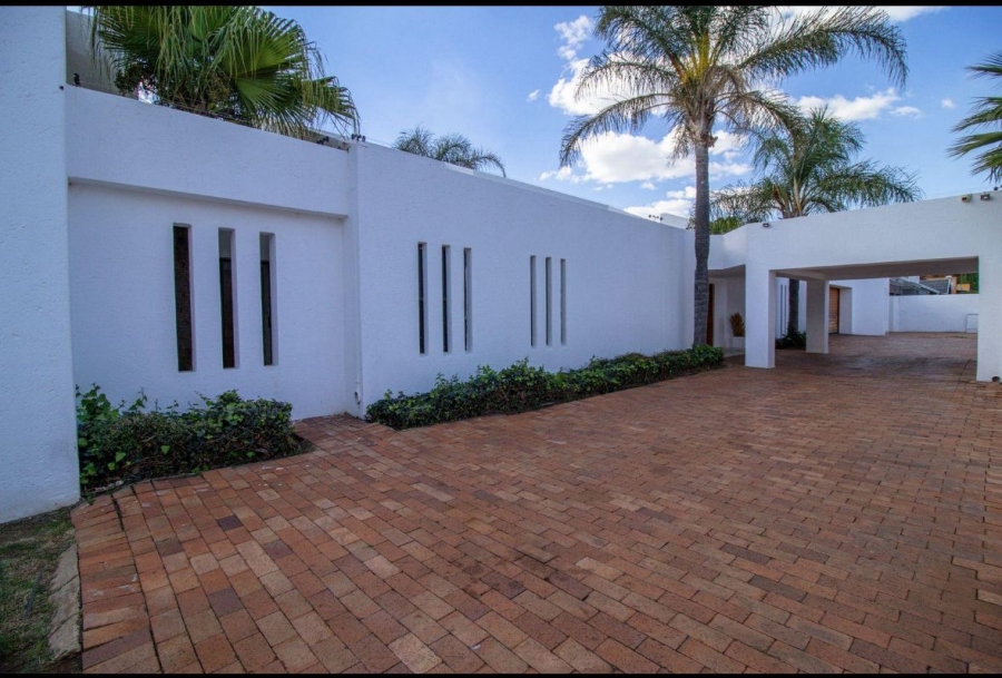 4 Bedroom Property for Sale in Lenasia South Gauteng