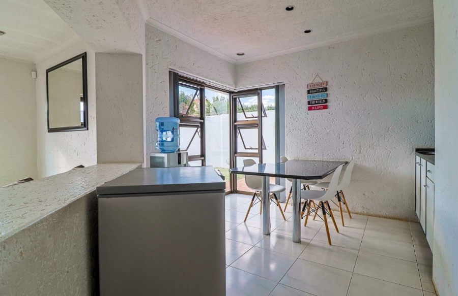 4 Bedroom Property for Sale in Lenasia South Gauteng