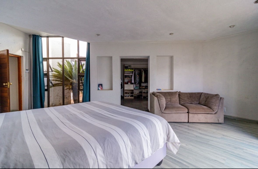 4 Bedroom Property for Sale in Lenasia South Gauteng
