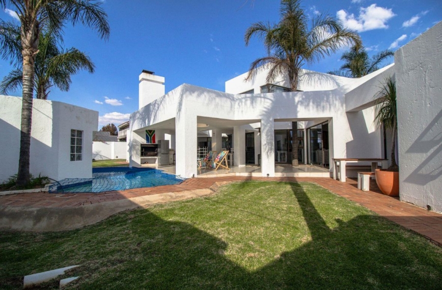 4 Bedroom Property for Sale in Lenasia South Gauteng