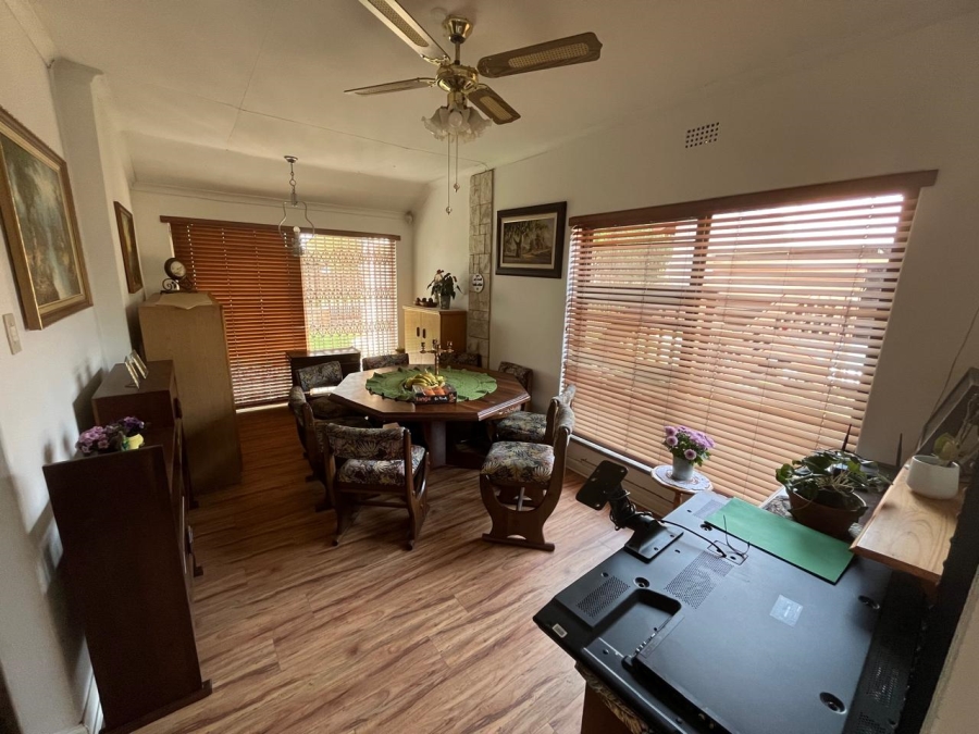 4 Bedroom Property for Sale in Flora Gardens Gauteng